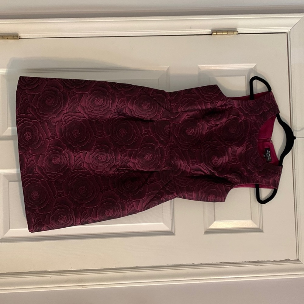 TAHARI cocktail dress